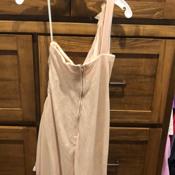 Extremely comfortable occasion dress - Picture 3 of 6